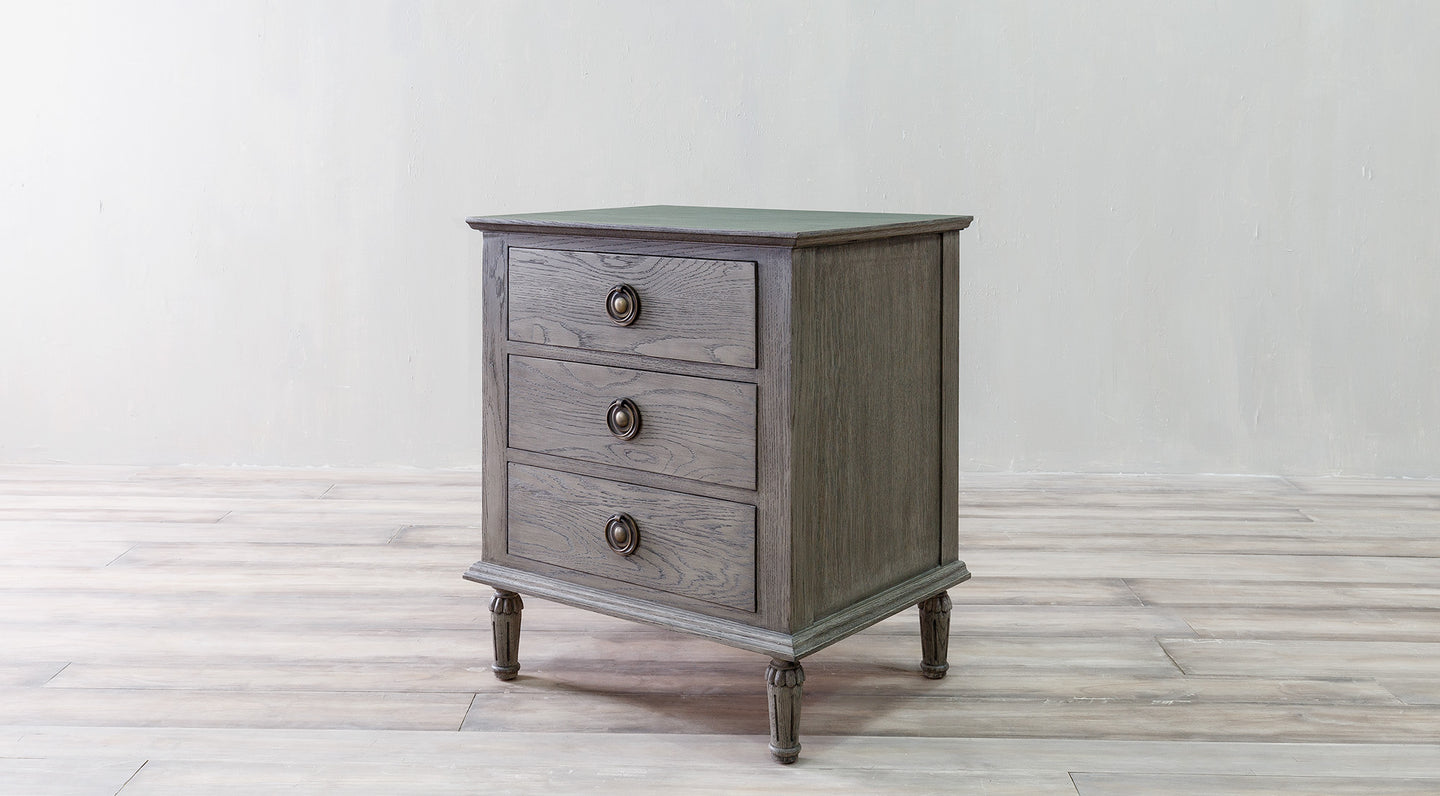 Chateau 3 Drawers Nightstand