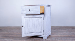 Colonial 1 Door Nightstand