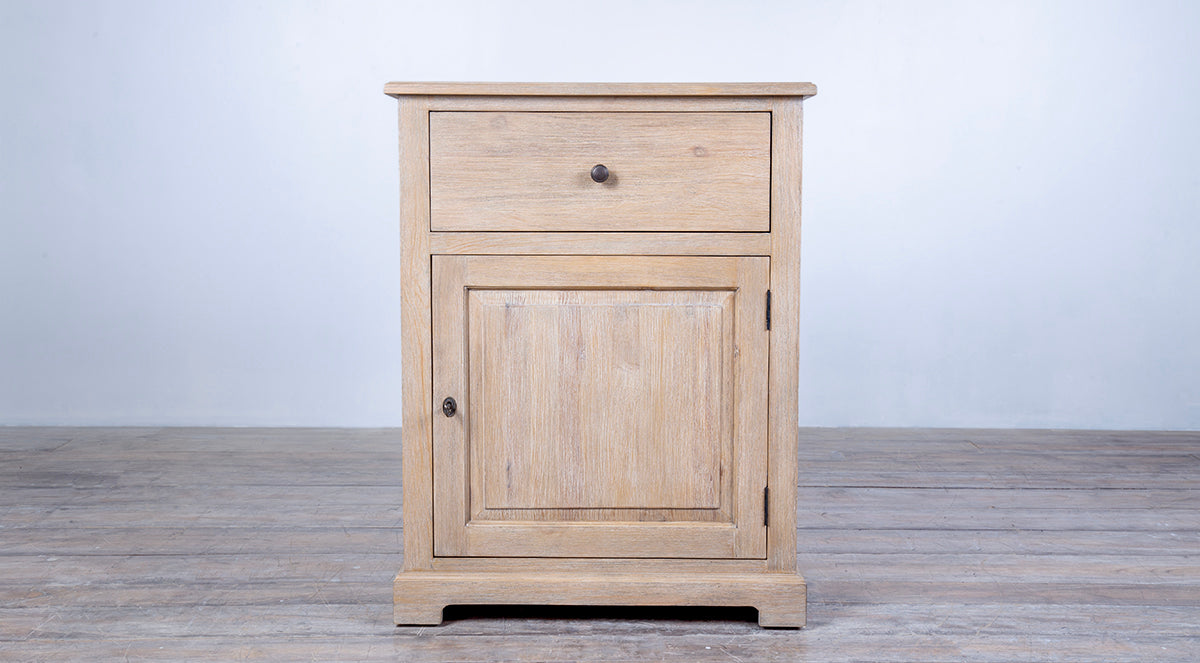 Colonial 1 Door Nightstand