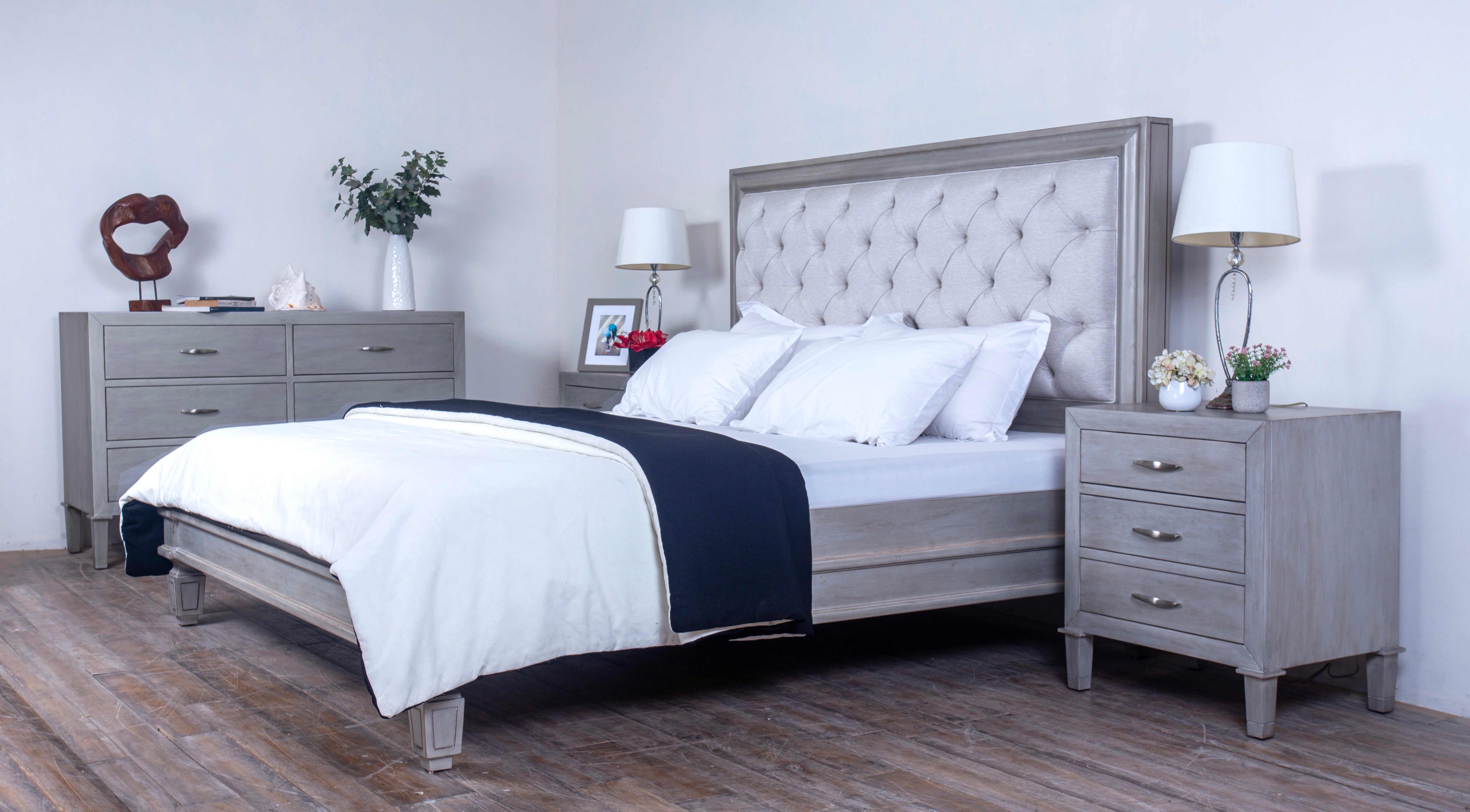 Bleecker Street Bed King Tufted Upholstery