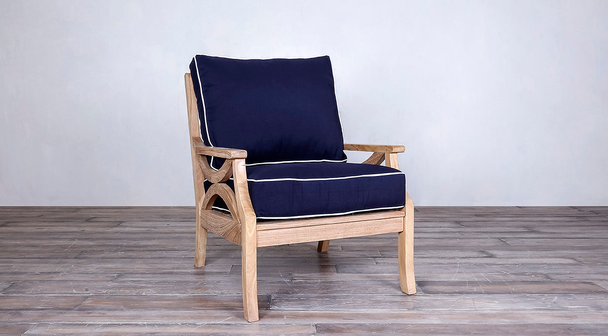 Estate Lounge Chair
