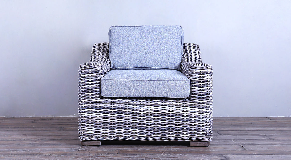 Provence Classic Lounge Arm Chair - Creme Spectro