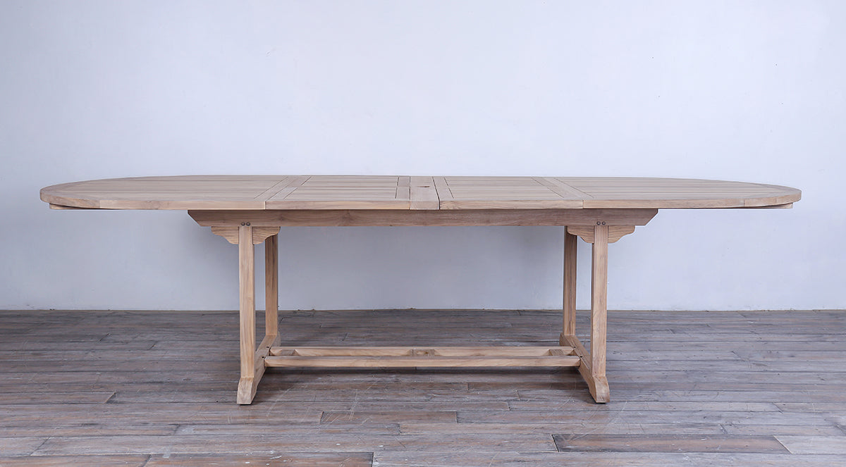 Montauk Oval Double Extention Table