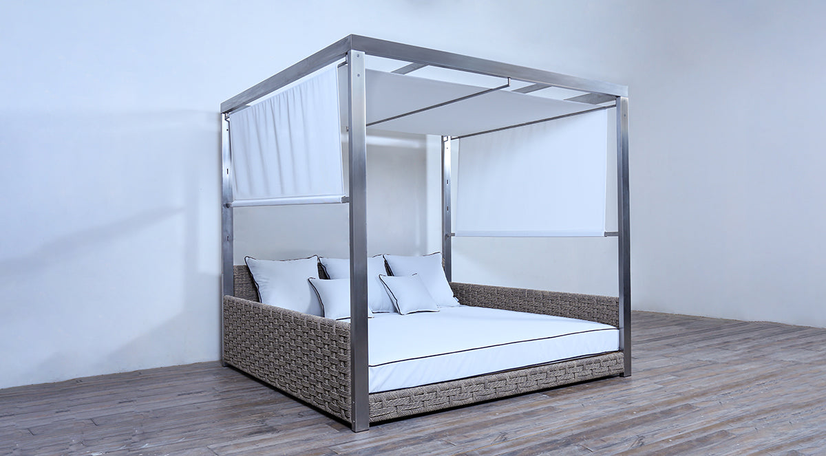 Roman Daybed with Rope Twist Antique Weed