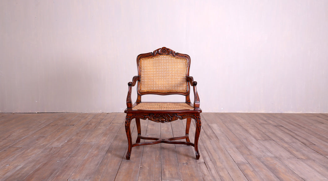 Avisse Arm Chair