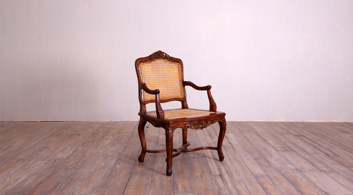 Avisse Arm Chair