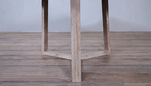 Luca side table in square shape