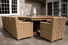 Load image into Gallery viewer, Bridgehampton Dining table