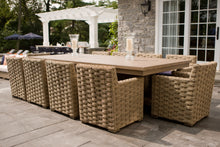 Load image into Gallery viewer, Bridgehampton Dining table