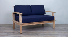 Load image into Gallery viewer, Westhampton Loveseat